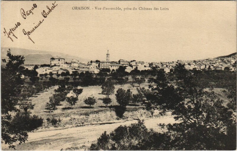 Carte postale ancienne Oraison Vue d'Ensemble prise du Chateau des Loirs à Oraison