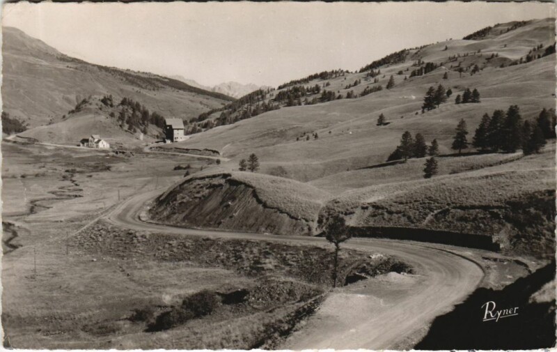 Carte postale ancienne Col de Vars - Le Refuge Napoleon