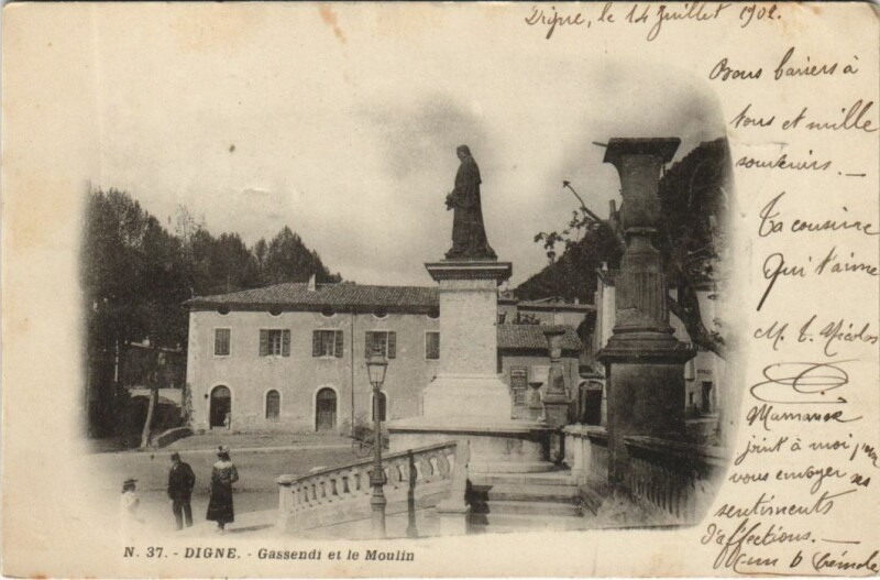 Carte postale ancienne Digne-les-Bains Gassendi et le Moulin à Digne-les-Bains