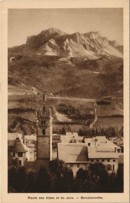 Carte postale ancienne Barcelonnette Town Scene à Barcelonnette