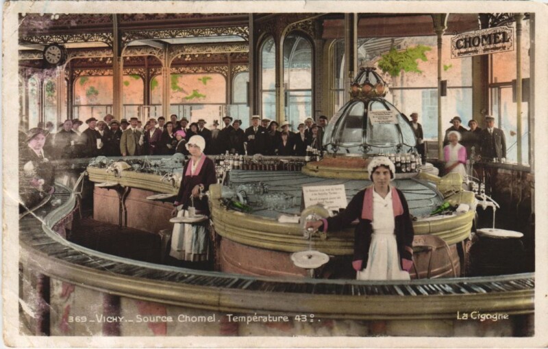 Carte postale ancienne Vichy Source Chomel à Vichy