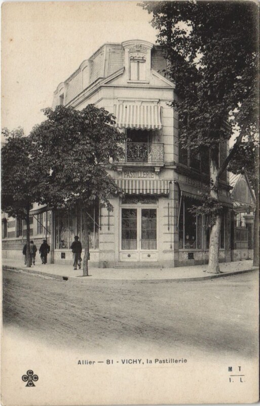 Carte postale ancienne Vichy La Pastillerie à Vichy