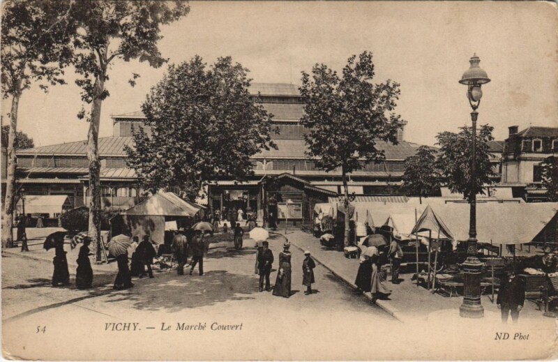 Carte postale ancienne Vichy Marche Couvert à Vichy