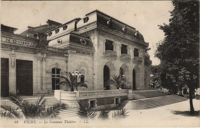 Carte postale ancienne Vichy La Nouveau Theatre à Vichy