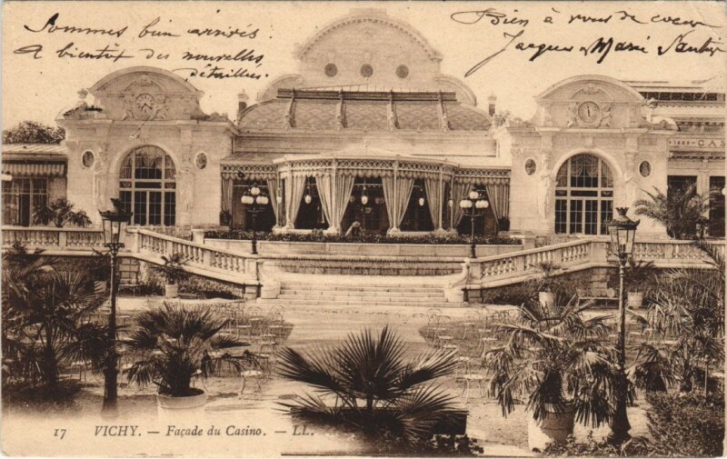 Carte postale ancienne Vichy Facade du Casino à Vichy