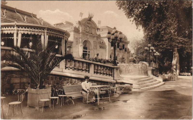 Carte postale ancienne Vichy Le Casino à Vichy
