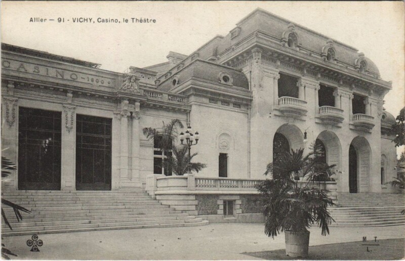 Carte postale ancienne Vichy Casino, le Theatre à Vichy