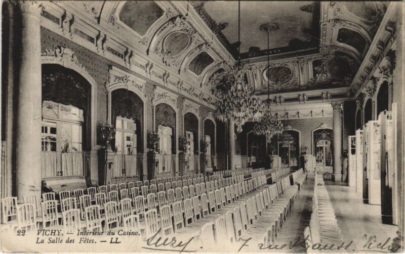 Carte postale ancienne Vichy Interieur du Casino, Salle des Fetes à Vichy