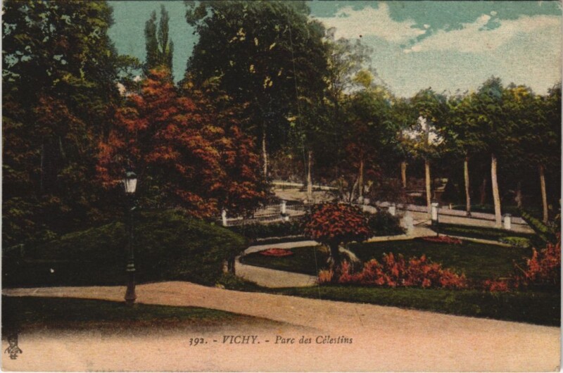 Carte postale ancienne Vichy Parc des Celestins à Vichy