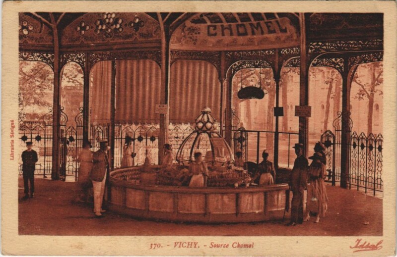 Carte postale ancienne Vichy Source Chomel à Vichy