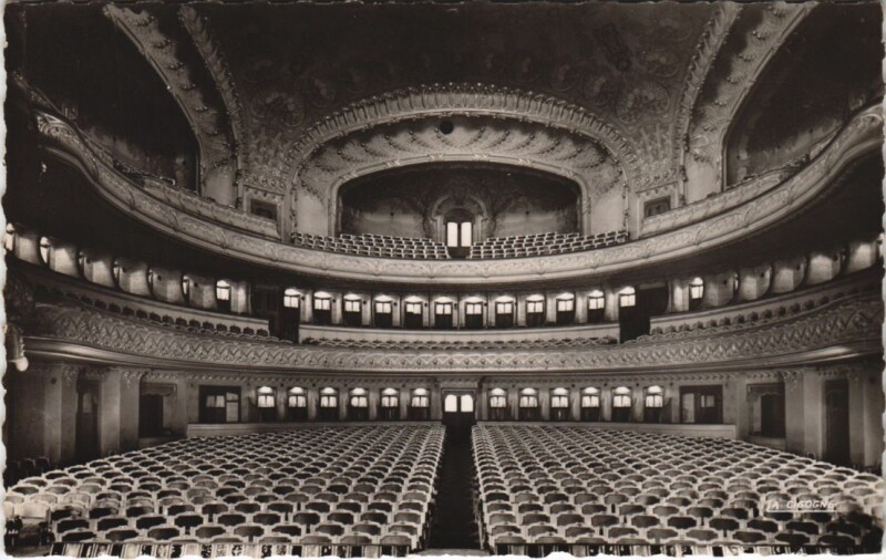 Carte postale ancienne Vichy Salle de l'Opera à Vichy