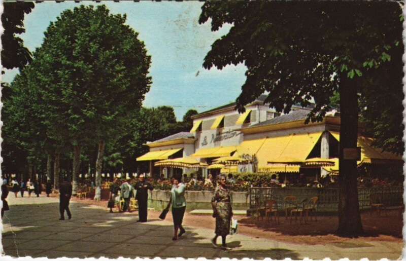 Carte postale ancienne Vichy La Restauration à Vichy