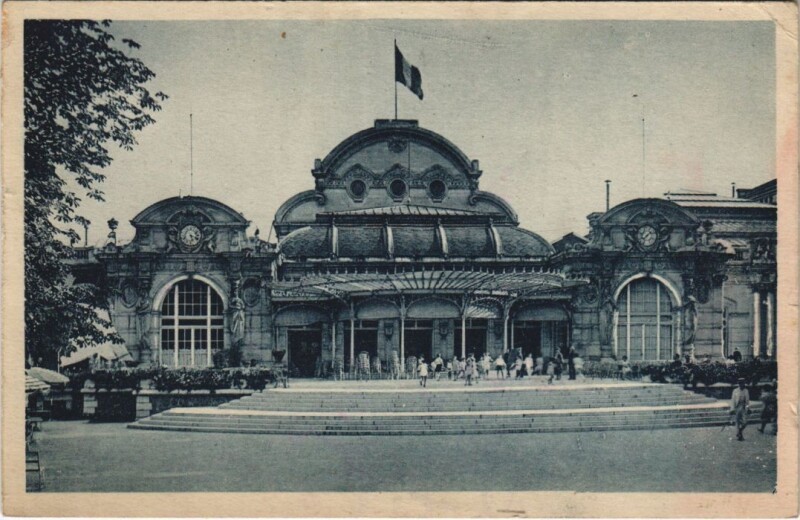 Carte postale ancienne Vichy Le Casino à Vichy