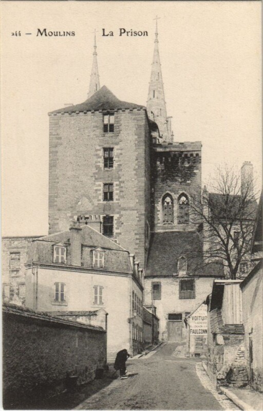 Carte postale ancienne Moulins La Prison à Moulins