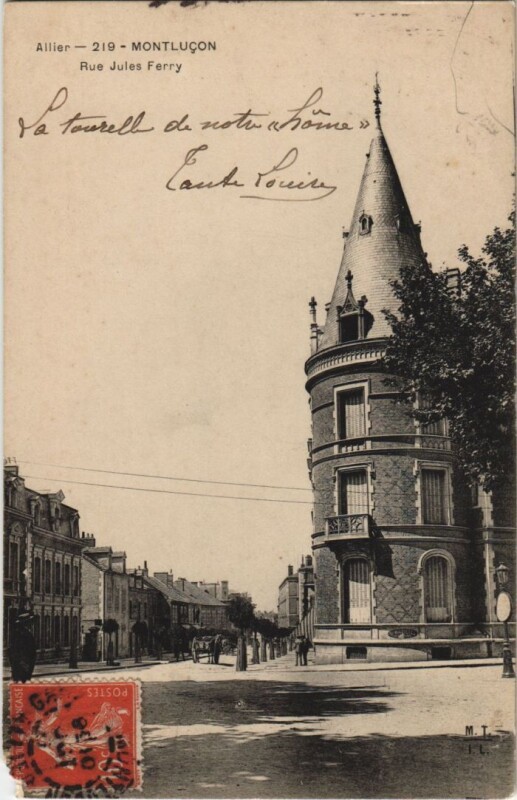 Carte postale ancienne Montlucon Rue Jules Ferry