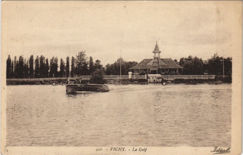Carte postale ancienne Vichy Le Golf à Vichy