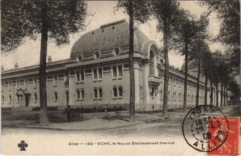 Carte postale ancienne Vichy Le Nouvel Etablissement Thermal à Vichy