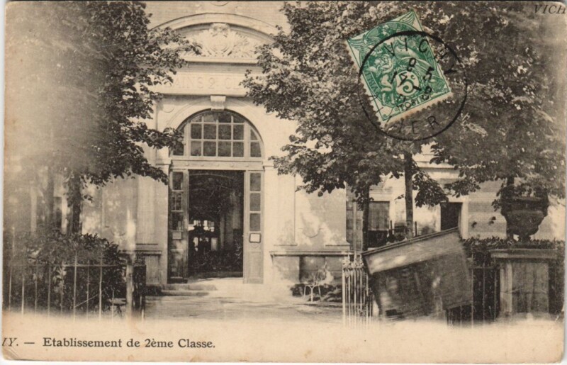 Carte postale ancienne Vichy Etablissement de 2. Classe à Vichy