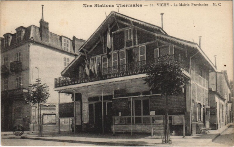 Carte postale ancienne Vichy La Mairie Provisoire à Vichy