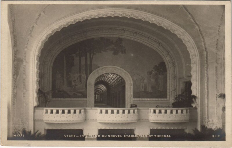 Carte postale ancienne Vichy Interieur du Nouvel Etablissement Thermal à Vichy