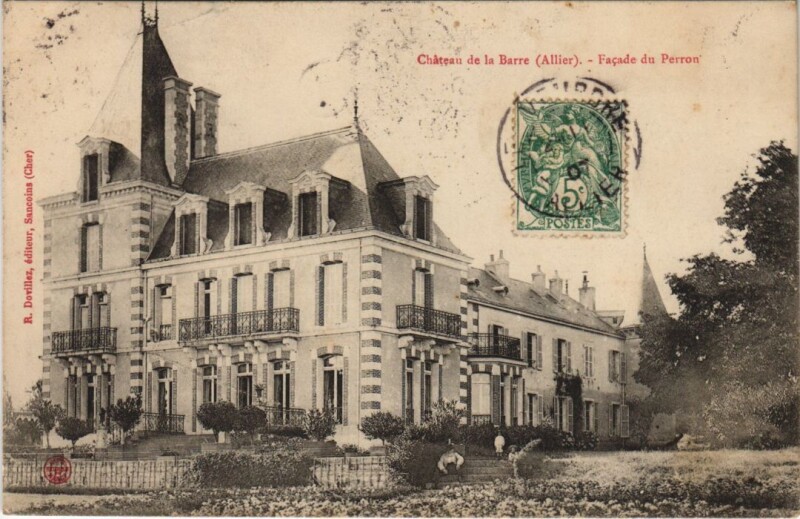 Carte postale ancienne Chateau de la Barre - Facade du Perron