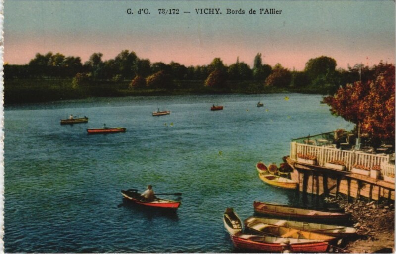 Carte postale ancienne Vichy Bords de l'Allier à Vichy