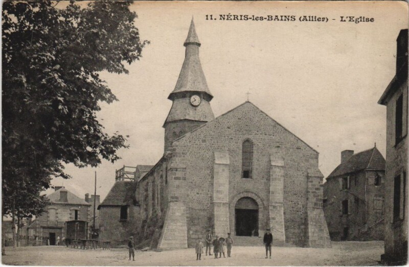 Carte postale ancienne Neris-les-Bains L'Eglise
