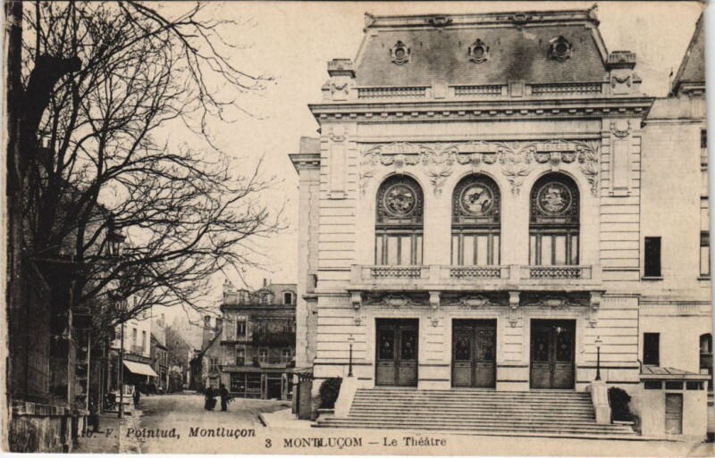 Carte postale ancienne Montlucon Le Theatre