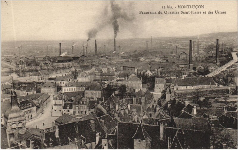 Carte postale ancienne Montlucon Panorama du Quartier Saint Pierre et des Usines