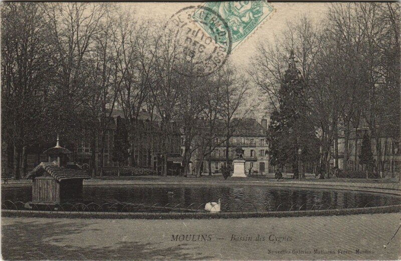 Carte postale ancienne Moulins Bassin des Cygnes à Moulins
