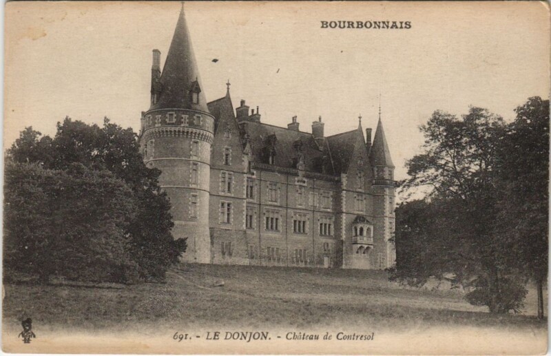 Carte postale ancienne Le Donjon Chateau de Contresol au Donjon