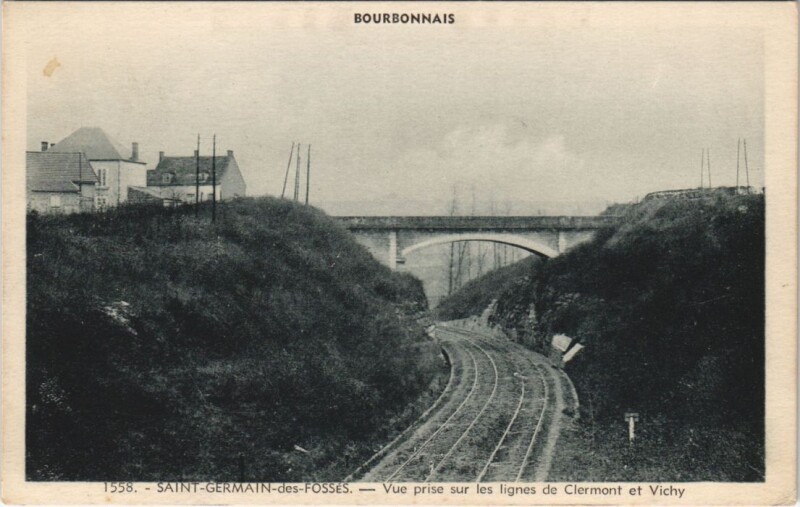 Carte postale ancienne Saint-Germain-des-Fosses Lignes de Clermont et Vichy à Vichy