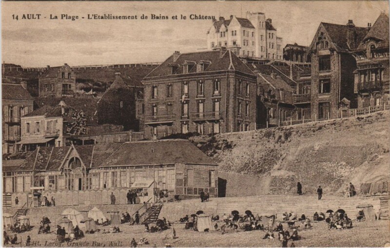 Carte postale ancienne Ault La Plage Etablissement de Bains