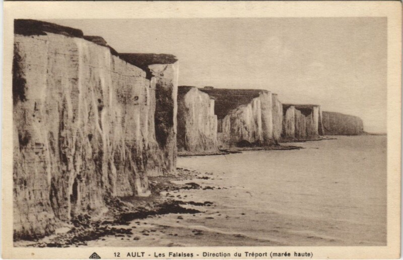 Carte postale ancienne Ault Les Falaises