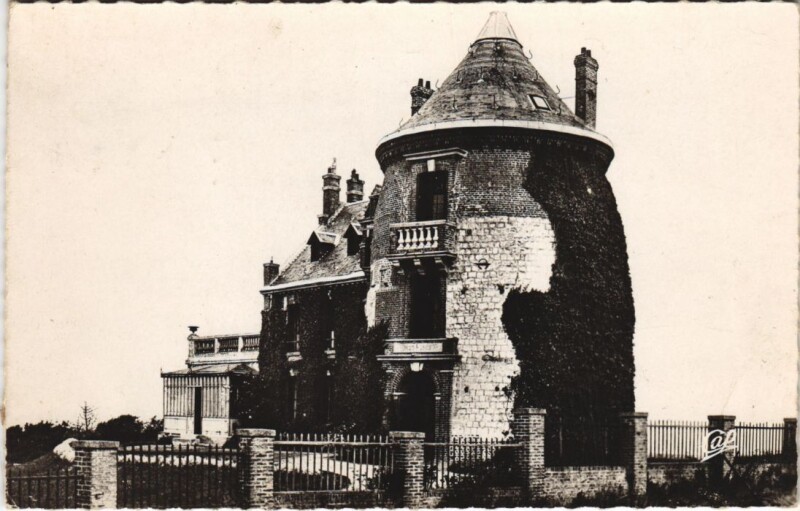 Carte postale ancienne Ault Moulin de Pierre