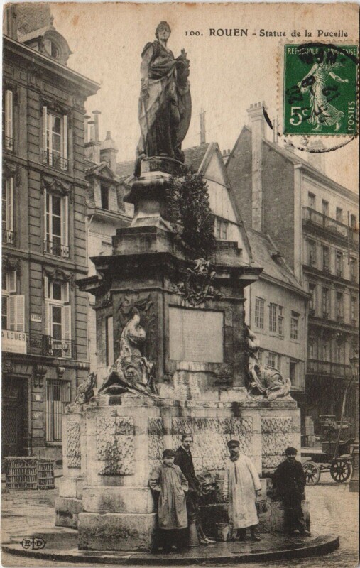 Carte postale ancienne Rouen - Statue de la pucelle à Rouen