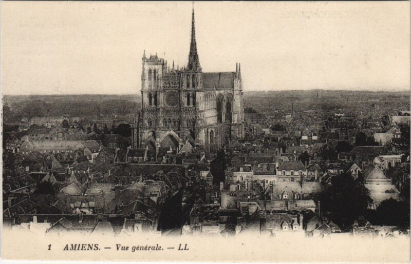 Carte postale ancienne Amiens vue generale à Amiens