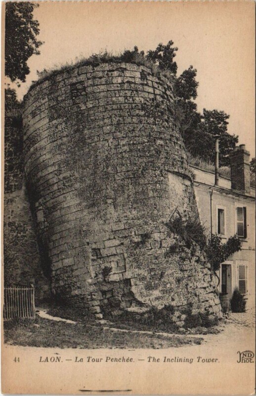 Carte postale ancienne Laon La tour penchee