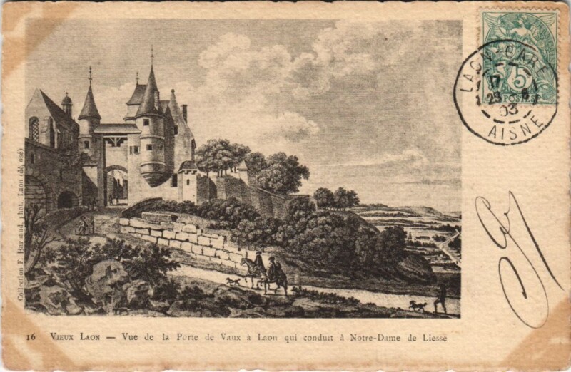 Carte postale ancienne Laon Vue de la porte