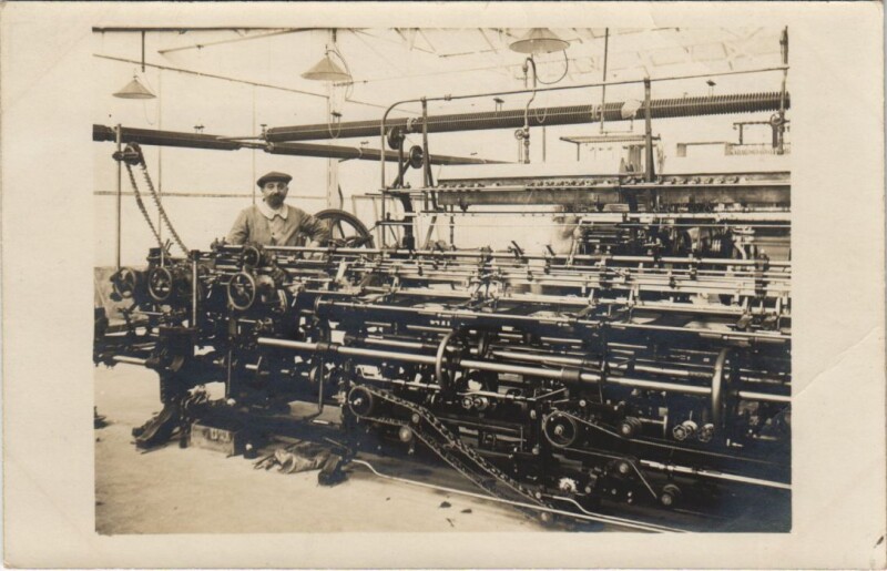 Carte postale ancienne Troyes carte photo Soc. De la Bonneterie à Troyes
