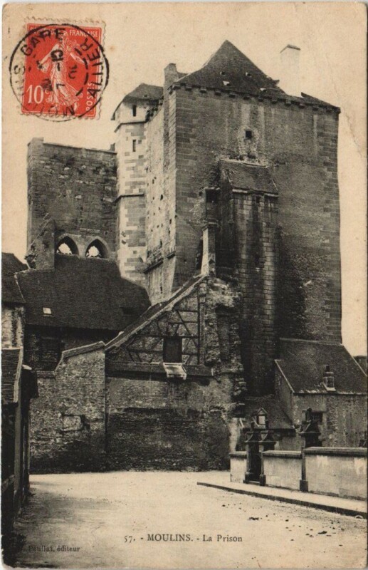 Carte postale ancienne Moulins La Prison à Moulins