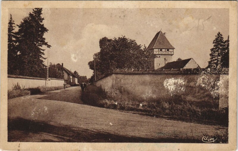 Carte postale ancienne La Ferte-Hauterive La Tour à Hauterive