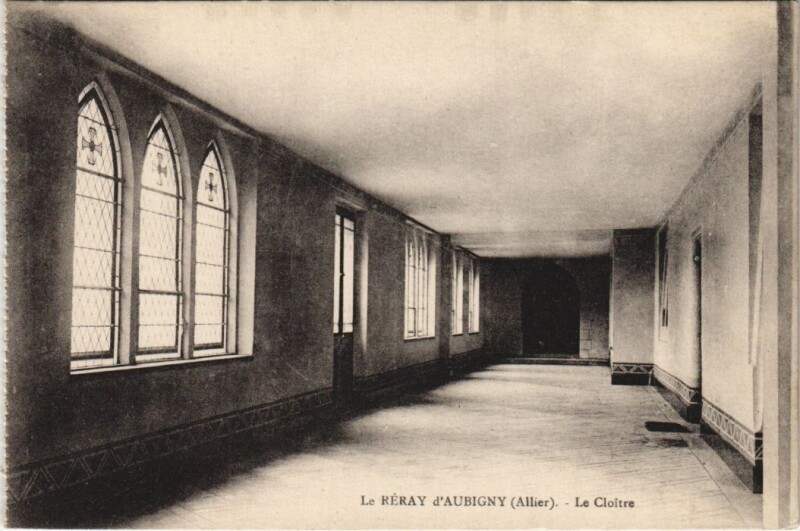 Carte postale ancienne Le Reray D'Aubigny Le Cloitre à Aubigny