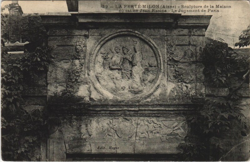 Carte postale ancienne La Ferte-Milon Sculpture de la maison
