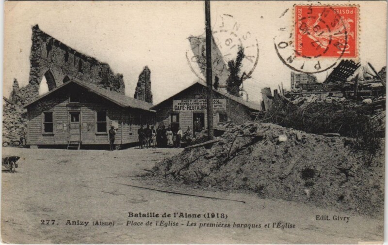 Carte postale ancienne Anizy-Place de l' Eglise