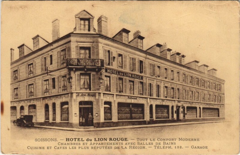 Carte postale ancienne Soissons Hotel de lion rouge à Soissons