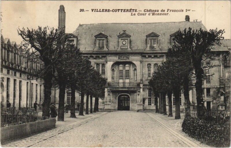 Carte postale ancienne Villers-Cotterets Chateau de francois