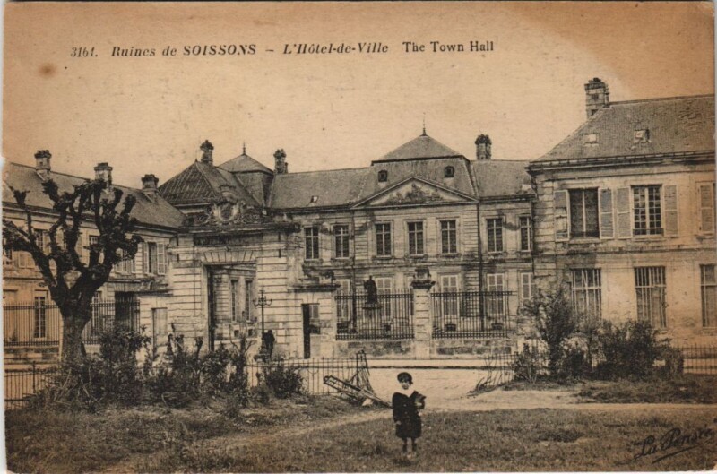 Carte postale ancienne Soissons L'Hotel de ville à Soissons