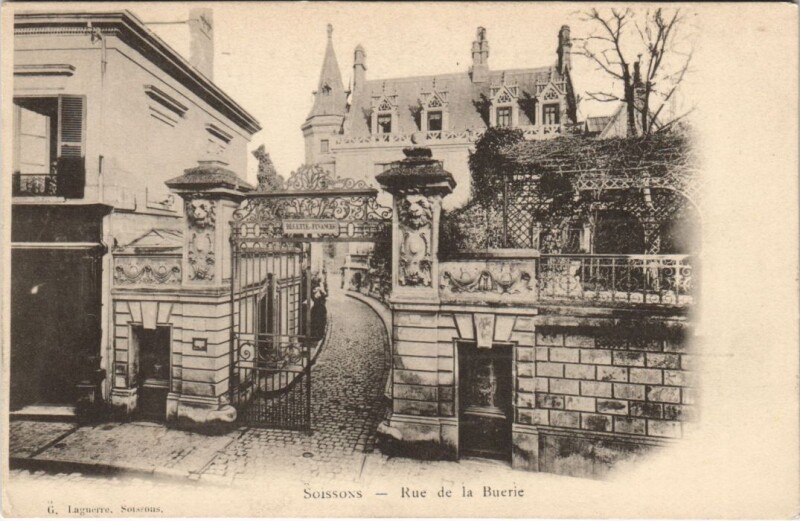 Carte postale ancienne Soissons Rue de la buerie à Soissons