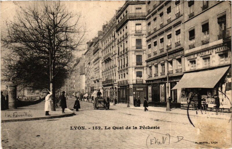 Carte postale ancienne Lyon Le Quai de la Pecherie